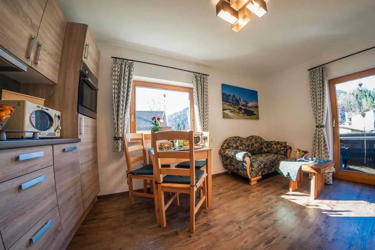 Haus Edelraute Apartment Mittenwald 0*,